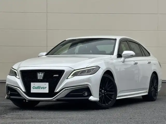 トヨタ クラウン ハイブリッド RS リミテッドⅡ 茨城県 2022(令4)年 4.1万km プレシャスホワイトパール 純正12.3インチオーディオディスプレイ/・BT/・フルセグ/・CD/DVD/BSM/トヨタセーフティセンス（衝突回避支援パッケージ）/・レーダークルーズコントロール/・レーントレーシング/・プリクラッシュセーフティ/・アダプティブハイビーム/・ロードサインアシスト/・先行車発進告知/・ドライバー異常時対応システム/シートベンチレーション/バックカメラ/ビルトインETC/3眼LED/シーケンシャルターンランプ/パワーシート/シートヒーター/エアーシート/前後ドライブレコーダー（TZ-D201）/セーフティレーダー（TZ-R203L）/純正ドアバイザー/純正フロアマット