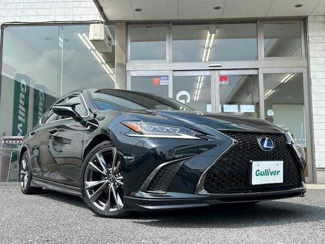 レクサス ＥＳ 300h Fスポーツ 埼玉県 2019(令1)年 9.7万km グラファイトブラックガラスフレーク メーカーナビ/【CD/DVD/フルセグ/Bluetooth】/サンルーフ/TRDエアロ/バックカメラ/デジタルインナーミラー/ブラインドスポットモニター/レーダークルールコントロール/プリクラッシュセーフティシステム/ETC/パワーシート/シートヒーター/エアーシート/ドライブレコーダー