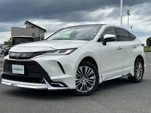 トヨタ ハリアー Z レザーパッケージ 奈良県 2021(令3)年 0.7万km ホワイトパールクリスタルシャイン 純正フルセグナビ　/全方位モニター　/ＪＢＬプレミアムサウンド　/ＥＴＣ２．０　/デジタルインナーミラー　/パノラマスライディングルーフ　/ステアリングヒーター/シートヒーター/シートクーラー/モデリスタエアロ　/純正アルミホイール/電動リアゲート/ＬＥＤヘッドライト