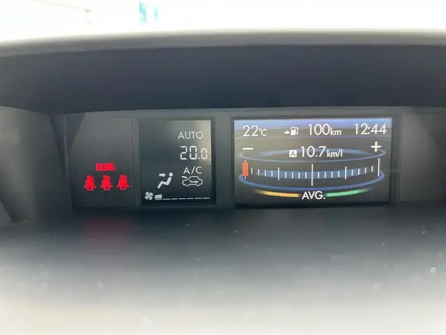 スバル インプレッサ スポーツ 1．6i－L 愛媛県 2012(平24)年 14.4万km サテンホワイトパール carrozzeria7型ナビ/黒革温電動シート/STiシフトノブ/STiフロントスポイラー/プッシュスタート/純正ラバーマット/ETC/横滑り防止装置/シガーソケット/ISOFIX/現状サマー(純正AW)(195/65/R15)/禁煙車