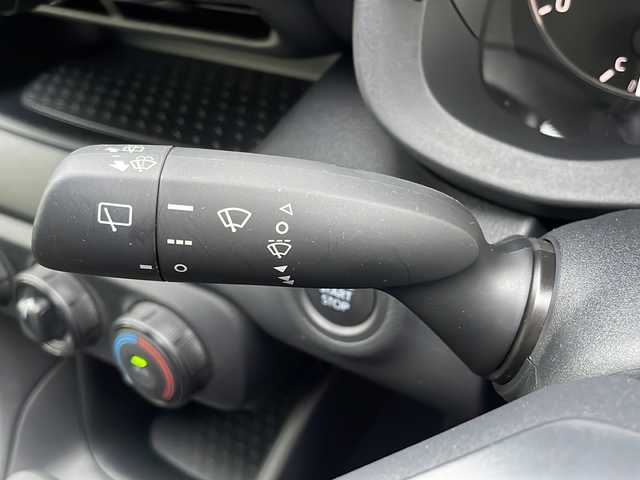 トヨタ ヤリス X 道東・釧路十勝 2024(令6)年 1.5万km ブラック 4WD/社外ナビ/・ワンセグ/BT/CD/ラジオ/バックカメラ/寒冷地仕様/フロントワイパーデアイサー/ミラーヒーター/トヨタセーフティセンス/レーダークルーズコントロール/レーンキープアシスト/オートハイビームアシスト/コーナーセンサー/スマートキー/プッシュスタート/ETC/フロアマット
