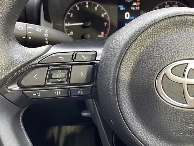 トヨタ ヤリス X 道東・釧路十勝 2024(令6)年 1.5万km ブラック 4WD/社外ナビ/・ワンセグ/BT/CD/ラジオ/バックカメラ/寒冷地仕様/フロントワイパーデアイサー/ミラーヒーター/トヨタセーフティセンス/レーダークルーズコントロール/レーンキープアシスト/オートハイビームアシスト/コーナーセンサー/スマートキー/プッシュスタート/ETC/フロアマット