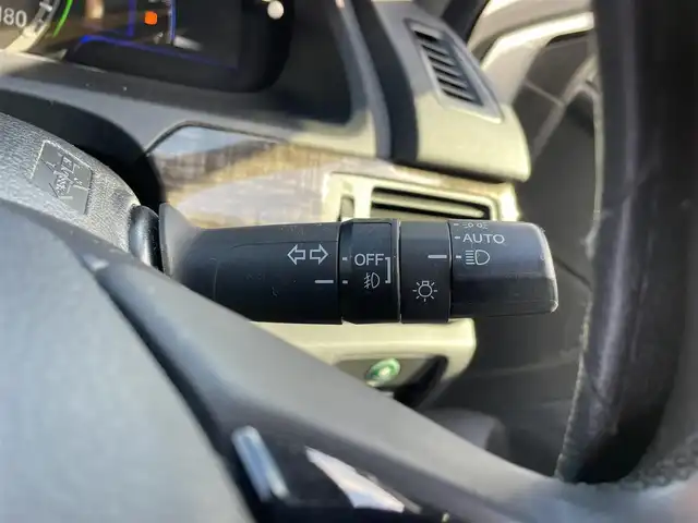 ホンダ アコード ハイブリッド LX 富山県 2014(平26)年 10.2万km ホワイトオーキッドパール ワンオーナー／/メーカーナビ／/フルセグＴＶ／/Ｂｌｕｅｔｏｏｔｈ／/ＤＶＤ再生／/バックカメラ／/前席パワーシート／/クルーズコントロール／/ステアスイッチ／/スマートキー／/プッシュスタート／/ＨＩＤオートライト/フォグライト