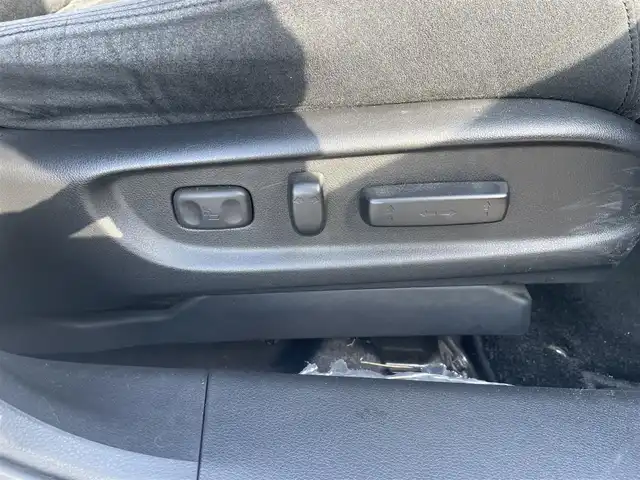 ホンダ アコード ハイブリッド LX 富山県 2014(平26)年 10.2万km ホワイトオーキッドパール ワンオーナー／/メーカーナビ／/フルセグＴＶ／/Ｂｌｕｅｔｏｏｔｈ／/ＤＶＤ再生／/バックカメラ／/前席パワーシート／/クルーズコントロール／/ステアスイッチ／/スマートキー／/プッシュスタート／/ＨＩＤオートライト/フォグライト