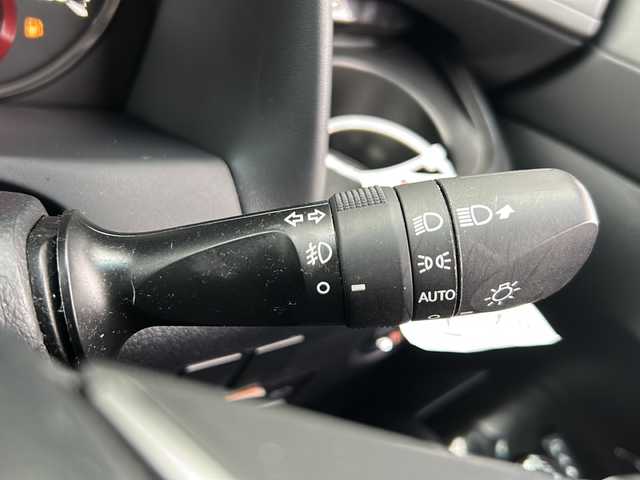 トヨタ アルファード S Cパッケージ 岐阜県 2020(令2)年 5.4万km パール 登録時走行距離53968km/純正ナビ/バックモニター/レザーシート/両側パワースライドドア/オットマン/ドアバイザー/ハンドルヒーター/シートヒーター/エアーシート/純正アルミ/純正フロアマット/パワーシート/禁煙車/ビルトインETC/スマートキー/プッシュスタート/LEDヘッドライト/オートマチックハイビーム/格納ミラー/オートホールド