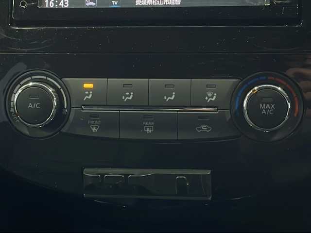 日産 エクストレイル 20S エマージェンシーブレーキ 愛媛県 2016(平28)年 9.2万km ダイヤモンドブラック ワンオーナー/純正ナビ/バックカメラ/前後コーナーセンサー/スマートキー/スペアキー/ハーフレザーシート/シートヒーターD席N席/純正フロアマット/アイドリングストップ