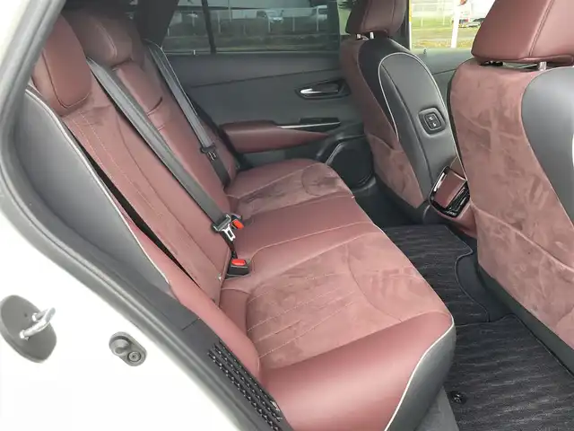 トヨタ クラウン ハイブリッド RS アドバンス 千葉県 2019(令1)年 6.7万km ホワイトパールクリスタルシャイン トヨタセーフティーセンス/・プリクラッシュセーフティー/・レーンディパーチャーアラート/・リヤクロストラフィックアラート/・リヤカメラディテクション/・ロードサインアシスト/・ブラインドスポットモニター/・パーキングサポートブレーキ/純正メーカーオプションナビ/・CD/DVD/MSV/Bluetooth/フルセグ/パノラミックビューカメラ/デジタルインナーミラー/パーキングアシスト/アダプティブクルーズコントロール/前後コーナーセンサー/パドルシフト/ヘッドアップディスプレイ/スマートキー/トランクイージークローザー/純正LEDヘッドライト/フォグランプ/純正18インチアルミホイール/社外前後ドライブレコーダー/ビルトインETC/本革巻きステアリング/ドアバイザー/サイド＆カーテンエアバッグ