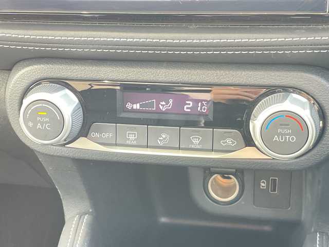 日産 キックス X 愛知県 2021(令3)年 3.1万km ダークブルー プロパイロット2.0/純正ナビ　SDカードなし/全方位カメラ/クルーズコントロール/バックカメラ/コーナーセンサー/純正アルミホイール/LEDヘッドライト/インテリジェントミラー/オートライト/ドライブレコーダー/ETC/衝突軽減システム/フルセグ/CD DVD/Bluetooth/ステアリングスイッチ/スマートキー/プッシュスタート