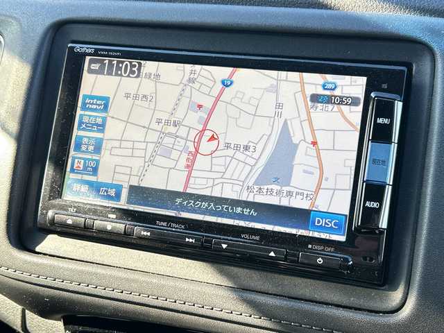 ホンダ ヴェゼル S 長野県 2015(平27)年 9.2万km ホワイトオーキッドパール ・純正7インチSDナビゲーション/CD DVD フルセグTV Bluetooth/・バックカメラ/・ETC/・ワンオーナー/・CTBA/・クルーズコントロール/・純正17インチアルミホイール/・アイドリングストップ/・横滑り防止装置/・LEDヘッドライト/・オートライト/・フォグライト/・シートヒーター(D/N)/・ルーフレール/・ウィンカーミラー/・電動格納ミラー/・フロアマット/・スマートキー/・エンジンプッシュスタート