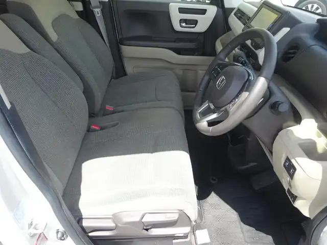 ホンダ Ｎ ＢＯＸ G L ターボ ホンダセンシング 静岡県 2020(令2)年 3.6万km プラチナホワイトパール 取説・保証書/禁煙車/ホンダセンシング/レーダークルーズコントロール/純正SDナビ（Bluetooth/ワンセグTV/CD）/ステアリングリモコン/両側パワースライドドア/スローパー/ターボ/リアコーナーセンサー/バックカメラ/LEDヘッドライト/オートマチックハイビーム/フロアマット