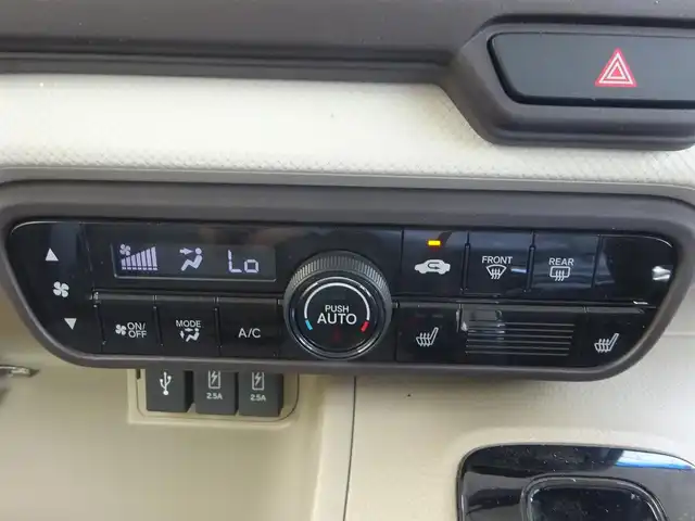 ホンダ Ｎ ＢＯＸ G L ターボ ホンダセンシング 静岡県 2020(令2)年 3.6万km プラチナホワイトパール 取説・保証書/禁煙車/ホンダセンシング/レーダークルーズコントロール/純正SDナビ（Bluetooth/ワンセグTV/CD）/ステアリングリモコン/両側パワースライドドア/スローパー/ターボ/リアコーナーセンサー/バックカメラ/LEDヘッドライト/オートマチックハイビーム/フロアマット