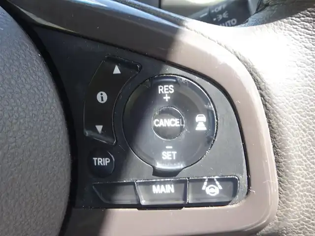 ホンダ Ｎ ＢＯＸ G L ターボ ホンダセンシング 静岡県 2020(令2)年 3.6万km プラチナホワイトパール 取説・保証書/禁煙車/ホンダセンシング/レーダークルーズコントロール/純正SDナビ（Bluetooth/ワンセグTV/CD）/ステアリングリモコン/両側パワースライドドア/スローパー/ターボ/リアコーナーセンサー/バックカメラ/LEDヘッドライト/オートマチックハイビーム/フロアマット