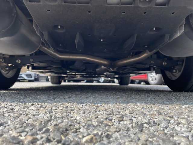 トヨタ クラウン ロイヤル ロイヤルサルーン 東京都 2013(平25)年 1.4万km ホワイトパールクリスタルシャイン ワンオーナー/保証書・取説・ナビ取説/Egプッシュスタート・スマートキー/MTモード付AT/走行モード/クルーズコントロール/前席パワーシート（運転席ランバーサポート）・後席一部パワージート/G-BOOK対応　8インチ純正HDDナビ/フルセグTV・DVD/CD/USB/BT/スーパーライブサウンドシステム/バックカメラ/ビルトインETC/純正16インチアルミ/HIDヘッドランプ・オートライト/トランクイージークロージャー/革巻きステアリング・ステアリングスイッチ