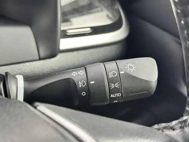 トヨタ アルファード S 愛知県 2020(令2)年 7.4万km ホワイトパールクリスタルシャイン モデリスタエアロ　/サンルーフ　/ローダウン　/ディスプレイナビ　/バックカメラ　/クルコン　/社外アルミ　/ＥＴＣ　/ＬＥＤライト　/ソナー　/ＵＳＢ　/両側パワスラ　/スマートキー　/保証書　/取説　/記録簿　/スペアキー