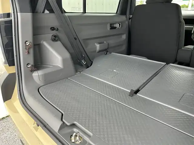 ダイハツ タフト G ターボ 滋賀県 2020(令2)年 2.2万km サンドベージュメタリック ガソリン/4WD(F4)/CVT/スカイフィールトップ/ルーフレール/9インチ純正ディスプレイオーディオ/(FM/AM/フルセグ/Bluetooth/USB)/パノラマモニター/バックカメラ/ETC/前後ドライブレコーダー/スマートアシスト/・プリクラッシュブレーキアシスト	/・踏み間違い防止アシスト	/・前方衝突防止支援システム	/・レーンキープアシスト	/・アダプティブクルーズコントロール/・標識検知機能/運転席・助手席シートヒーター/アイドリングストップ/電動格納ミラー/電動パーキング/ブレーキホールド/革巻きステアリング/ステアリングスイッチ/オートライト/LEDヘッドライト/フロントフォグ/フルオートエアコン/プッシュスタート/スマートキー/スペアキー/純正ゴムフロアマット