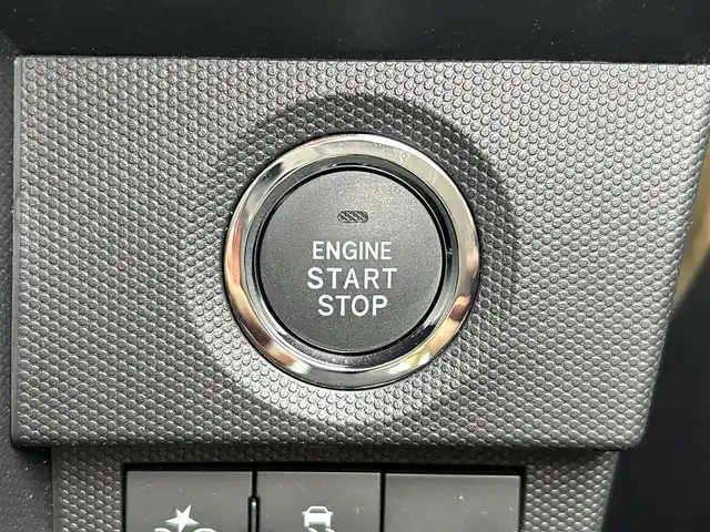 ダイハツ タフト G ターボ 滋賀県 2020(令2)年 2.2万km サンドベージュメタリック ガソリン/4WD(F4)/CVT/スカイフィールトップ/ルーフレール/9インチ純正ディスプレイオーディオ/(FM/AM/フルセグ/Bluetooth/USB)/パノラマモニター/バックカメラ/ETC/前後ドライブレコーダー/スマートアシスト/・プリクラッシュブレーキアシスト	/・踏み間違い防止アシスト	/・前方衝突防止支援システム	/・レーンキープアシスト	/・アダプティブクルーズコントロール/・標識検知機能/運転席・助手席シートヒーター/アイドリングストップ/電動格納ミラー/電動パーキング/ブレーキホールド/革巻きステアリング/ステアリングスイッチ/オートライト/LEDヘッドライト/フロントフォグ/フルオートエアコン/プッシュスタート/スマートキー/スペアキー/純正ゴムフロアマット