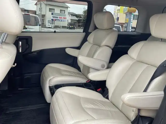 日産 エルグランド ライダー ハイパフォーマンス白本革パワーシート 三重県 2011(平23)年 10万km 黒 純正HDDメーカーナビ/アラウンドビューモニター/後席フリップダウンモニター/パワースライドドア（運転席側/助手席側）/パワーバックドア/225/55R18タイヤ/　＊18インチアルミホイール/パワーシート（運転席/助手席）/シートヒーター（運転席/助手席）/3列目格納シート/インテリジェントキー/プッシュスタート