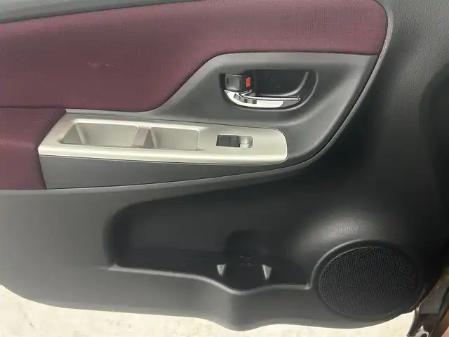 トヨタ ヴィッツ ジュエラ 埼玉県 2014(平26)年 6.1万km ダークブラウンマイカメタリック 純正ナビ　ＣＤ　ＴＶ　Ｂｌｕｅｔｏｏｔｈ　プッシュスタート　スマートキー　スペアキー　ビルトインＥＴＣ　純正フロアマット　ベンチs－ト 盗難防止装置 横滑り防止装置