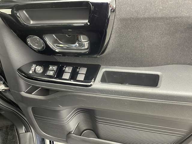 ホンダ Ｎ ＢＯＸ カスタム L 宮崎県 2023(令5)年 0.9万km ミッドナイトブルービームM 禁煙車/ホンダセンシング/純正8型ナビTV/（VXM-215VFEi/CD/DVD/Bluetooth/フルセグTV)/純正バックカメラ/純正ドライブレコーダー/純正LEDオートライト/純正LEDフォグ/純正14インチアルミ/純正エアロ/純正ルーフエンドスポイラー/純正フロアマット/両側電動スライドドア/アダプティブクルーズコントロール/レーンディパーチャーアラート/クリアランスソナー/オートエアコン（プラズマクラスター）/前席シートヒーター/ウインカードアミラー/ETC/スマートキー/プッシュエンジンスタート/スペアキー/新車時保証書/取扱い説明書