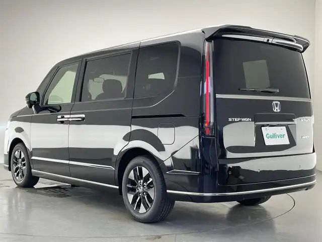 ホンダ ステップワゴン スパーダ eHEV 愛知県 2025(令7)年 0.1万km未満 クリスタルブラックパール 登録済未使用車/純正11.4型ナビ/フルセグTV/Blutooth/バックカメラ/後席モニター/両側パワースライドドア/パワーバックドア/BSM/ホンダセンシング/レーダークルーズコントロール/LEDヘッドライト/ハーフレザーシート/－－－－－－－－－－－－－－－－－/スパーダ　e:HEV　3CJ4AZ　11.4インチナビHonda CONNECTナビ LXM-247VFLi(317900円)