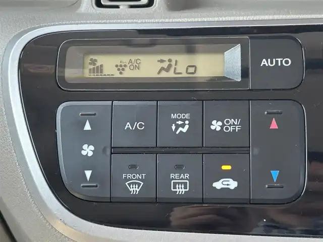 ホンダ Ｎ ＢＯＸ G ターボ Lパッケージ 愛媛県 2014(平26)年 8.1万km ヒダマリアイボリーパール 両側パワースライドドア/クルーズコントロール/パドルシフト/ETC/社外フロアマット/ワンセグTV/純正14AW/ABS/横滑り防止装置/DVD/ベンチシート/スマートキー/プッシュスタート