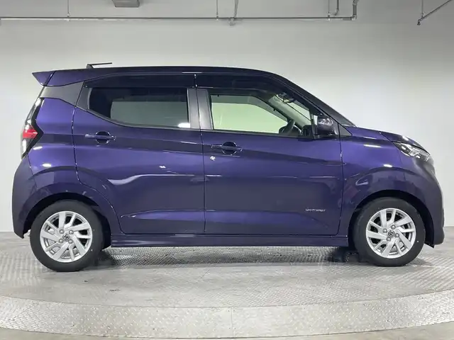 日産 デイズ ハイウェイスターX 神奈川県 2020(令2)年 1.5万km アメジストパープル 純正7型メモリーナビゲーション【MJ118D-W】/フルセグ　ipod SD　AM FM Bluetooth　USB　CD　VTR　AUX/バックカメラ/インテリジェントエマージェンシーブレーキ/車線逸脱警報/踏み間違い防止アシスト/車線逸脱防止支援システム/前方衝突予測警報/ふらつき警報/標識検知機能/先行車発進お知らせ/フロントバックソナー/アイドリングストップ/SOSコール/革巻きステアリング/自動防眩ミラー/プッシュスターター/インジェントキー/LEDヘッドランプ/LEDフロントフォグランプ/オートライト/ハイビームアシスト/純正サイドシル・リアスポイラー/純正１４インチアルミホイール