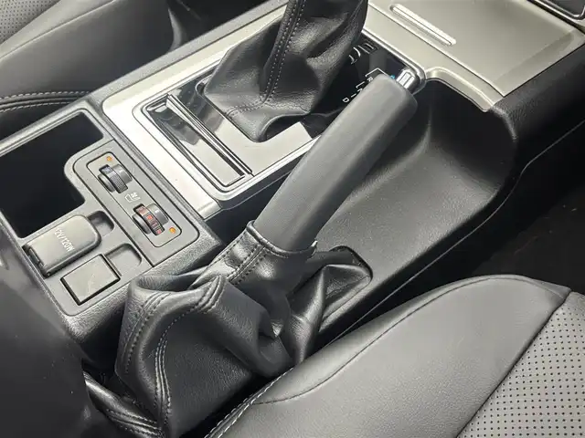 トヨタ ランドクルーザー プラド TX Lパッケージ マットブラED 福井県 2023(令5)年 0.6万km ホワイトパールクリスタルシャイン 純正９型ナビ/（Ｂｌｕｅｔｏｏｔｈ／ＴＶ／ＣＤ／ＤＶＤ/フルセグ）/バックカメラ/サンルーフ/ルーフレール/純正１８インチアルミホイール/純正ビルトインＥＴＣ/スマートキー/トヨタセーフティセンス/前後コーナーセンサー/ガナドールマフラー