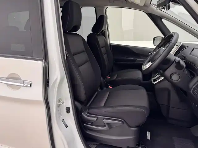 日産 セレナ ハイウェイスター Vセレクション 兵庫県 2018(平30)年 7.2万km ブリリアントホワイトパール 社外メモリナビ(MDV-D706BTW)/フルセグ CD DVD MSV BT/社外フリップダウンモニター/プロパイロット/レーダークルーズコントロール/エマージェンシーブレーキ/LKA/パーキングアシスト/ソナー/アラウンドビューモニター/インテリジェントルームミラー/ドライブレコーダー/ETC/両側パワースライドドア/LEDヘッドライト/オートライト/スマートキー/スペアキー