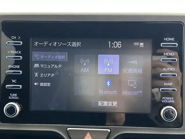 トヨタ ヤリス X 道央・札幌 2023(令5)年 1.3万km プラチナホワイトパールマイカ ・４WD/・寒冷地仕様/・純正ディスプレイオーディオナビ/　BT/USB/miracast/・バックカメラ/・ETC/・トヨタセーフティセンス/・プリクラッシュセーフティ/・レーダークルーズコントロール/・レーントレーシングアシスト/・ロードサインアシスト/・オートハイビーム/・プッシュスタート/・スマートキー/・フロアマット