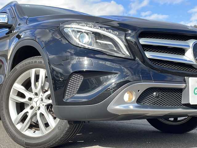 メルセデス・ベンツ ＧＬＡ２５０ 4マチック オフロード 道北・旭川 2015(平27)年 4.7万km コスモスブラック /4WD//禁煙車//サンルーフ//純正ナビ /BT/USB/フルセグ/CD/DVD//レザーシート//前席パワーシート//前席メモリーシート//前席シートヒーター//ACC//アイドリングステップ//コーナーセンサー//BSM//アクティブブレーキアシスト//緊急回避補助システム//革巻きステアリング//ステアリングスイッチ//オートライト//LEDヘッドライト//フォグランプ//リアフォグランプ//ヘットライトウォッシャー//パワーバックドア//ルーフレール//AW冬タイヤ積み込み//ドアバイザー//ETC//ドライブレコーダー//純正フロアマット//オートリトラミラー