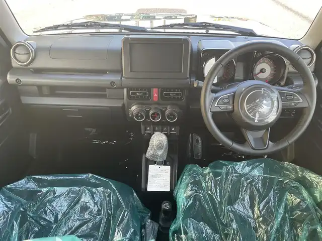 スズキ ジムニー ノマド FC 島根県 2025(令7)年 0.1千km 緑 オーディオレス/スズキセーフティサポート/レーダークルーズコントロール/D/N席シートヒーター/ヘッドライトウォッシャー/LEDヘッドライト/AUTOライト/オートマチックハイビーム/フォグライト/コーナーセンサー/アイドリングストップ/ISOFIX/電動格納ミラー/ウィンカーミラー/純正15インチアルミホイール