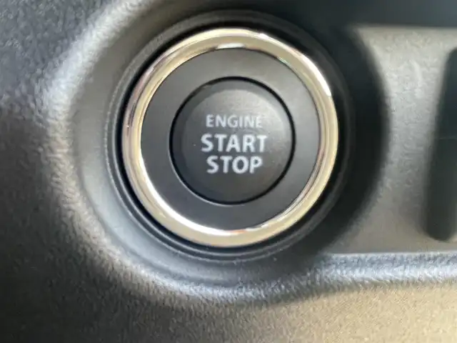 スズキ ジムニー ノマド FC 島根県 2025(令7)年 0.1千km 緑 オーディオレス/スズキセーフティサポート/レーダークルーズコントロール/D/N席シートヒーター/ヘッドライトウォッシャー/LEDヘッドライト/AUTOライト/オートマチックハイビーム/フォグライト/コーナーセンサー/アイドリングストップ/ISOFIX/電動格納ミラー/ウィンカーミラー/純正15インチアルミホイール