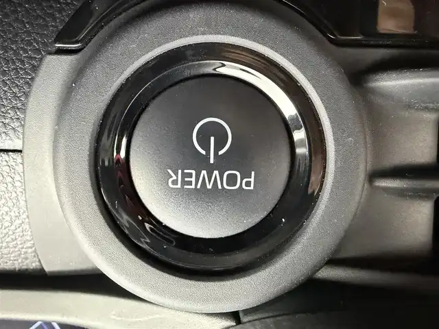 トヨタ クラウン スポーツ RS 愛知県 2024(令6)年 2.2万km パール トヨタチームメイト/パノラマルーフ/デジタルインナーミラー/ブラインドスポットモニタモニター/パノラミックビューモニター/モデリスタフルエアロ/トヨタセーフティセンス/・プリクラッシュセーフティ/・レーントレーシングアシスト/・ロードサインアシスト/・レーダークルーズコントロール/・アダプティブハイビームシステム/純正12.3インチディスプレイオーディオ/・フルセグTV/・Bluetooth/・AM/FM/・USB/・AppleCarPlay/・AndroidAuto/・Miracast/レザーシート/パワーシート/シートヒーター/エアシート/本革ステアリング/パワーバックドア/ドライブレコーダー/純正フロアマット/純正21インチアルミホイール/ETC2.0/スマートキー/プッシュスタート/スペアキー