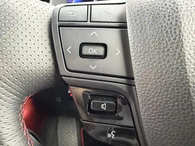 トヨタ クラウン スポーツ RS 愛知県 2024(令6)年 2.2万km パール トヨタチームメイト/パノラマルーフ/デジタルインナーミラー/ブラインドスポットモニタモニター/パノラミックビューモニター/モデリスタフルエアロ/トヨタセーフティセンス/・プリクラッシュセーフティ/・レーントレーシングアシスト/・ロードサインアシスト/・レーダークルーズコントロール/・アダプティブハイビームシステム/純正12.3インチディスプレイオーディオ/・フルセグTV/・Bluetooth/・AM/FM/・USB/・AppleCarPlay/・AndroidAuto/・Miracast/レザーシート/パワーシート/シートヒーター/エアシート/本革ステアリング/パワーバックドア/ドライブレコーダー/純正フロアマット/純正21インチアルミホイール/ETC2.0/スマートキー/プッシュスタート/スペアキー