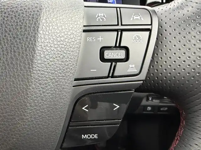 トヨタ クラウン スポーツ RS 愛知県 2024(令6)年 2.2万km パール トヨタチームメイト/パノラマルーフ/デジタルインナーミラー/ブラインドスポットモニタモニター/パノラミックビューモニター/モデリスタフルエアロ/トヨタセーフティセンス/・プリクラッシュセーフティ/・レーントレーシングアシスト/・ロードサインアシスト/・レーダークルーズコントロール/・アダプティブハイビームシステム/純正12.3インチディスプレイオーディオ/・フルセグTV/・Bluetooth/・AM/FM/・USB/・AppleCarPlay/・AndroidAuto/・Miracast/レザーシート/パワーシート/シートヒーター/エアシート/本革ステアリング/パワーバックドア/ドライブレコーダー/純正フロアマット/純正21インチアルミホイール/ETC2.0/スマートキー/プッシュスタート/スペアキー