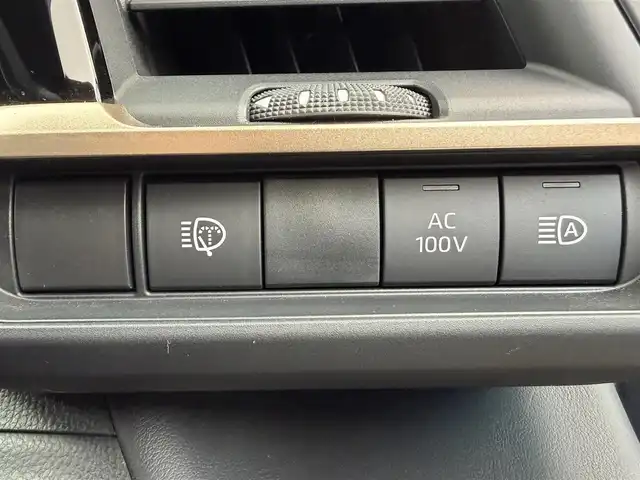 トヨタ クラウン スポーツ RS 愛知県 2024(令6)年 2.2万km パール トヨタチームメイト/パノラマルーフ/デジタルインナーミラー/ブラインドスポットモニタモニター/パノラミックビューモニター/モデリスタフルエアロ/トヨタセーフティセンス/・プリクラッシュセーフティ/・レーントレーシングアシスト/・ロードサインアシスト/・レーダークルーズコントロール/・アダプティブハイビームシステム/純正12.3インチディスプレイオーディオ/・フルセグTV/・Bluetooth/・AM/FM/・USB/・AppleCarPlay/・AndroidAuto/・Miracast/レザーシート/パワーシート/シートヒーター/エアシート/本革ステアリング/パワーバックドア/ドライブレコーダー/純正フロアマット/純正21インチアルミホイール/ETC2.0/スマートキー/プッシュスタート/スペアキー