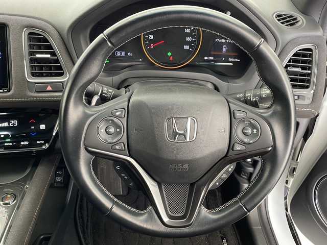 ホンダ ヴェゼル ハイブリッド RS ホンダセンシング 愛知県 2018(平30)年 5.1万km プラチナホワイトパール 純正8型ナビ/レーダークルーズコントロール/シートヒーター/バックカメラ/純正アルミホイール/LEDヘッドライト/パドルシフト/ドライブレコーダー/ETC/衝突軽減システム/フルセグ/CD DVD/Bluetooth/ステアリングスイッチ/スマートキー/プッシュスタート