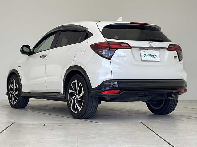 ホンダ ヴェゼル ハイブリッド RS ホンダセンシング 愛知県 2018(平30)年 5.1万km プラチナホワイトパール 純正8型ナビ/レーダークルーズコントロール/シートヒーター/バックカメラ/純正アルミホイール/LEDヘッドライト/パドルシフト/ドライブレコーダー/ETC/衝突軽減システム/フルセグ/CD DVD/Bluetooth/ステアリングスイッチ/スマートキー/プッシュスタート