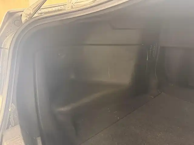 トヨタ クラウン ハイブリッド RS アドバンス 三重県 2019(平31)年 5.1万km プレシャスシルバー MTモード付フロアCVT/純正 8インチナビ/（AM/FM/CD/DVD/Blu-ray/SDREC/SD/USB/Bluetooth/Miracast/AUX/TV）/【OP】パノラミックビューモニター*1/【OP】トヨタプレミアムサウンド（16スピーカー/12chオーディオAMP）/ドライブレコーダー前方/ETC2.0/Toyota Safety Sense/・プリクラッシュセーフティ/・レーントレーシングアシスト/・レーダークルコン/・ロードサインアシスト/・オートハイビーム/・ブラインドスポットモニター＋リヤクロストラフィックアラート*1/・インテリジェントクリアランスソナー［パーキングサポートブレーキ（静止物）］*1/・インテリジェント パーキングアシスト2（巻き込み警報機能付）*1/・リヤカメラディテクション*1/など/装備/・【OP】カラーヘッドアップディスプレイ/・本革シート*2/・シートヒーター＆ベンチレーション（D/N）*2/・パワーシート（Dメモリー付8way＋ランバーサポート/N4way）/・パドルシフト/・雨滴感応式フロントワイパー/・AC100Vコンセント（100W）/・オートライト/・左右独立オートエアコン/など/*…セットでメーカーOP