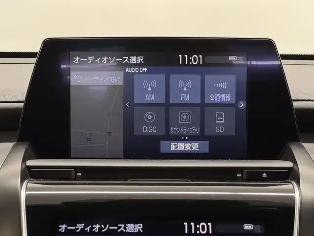 トヨタ クラウン ハイブリッド RS アドバンス 三重県 2019(平31)年 5.1万km プレシャスシルバー MTモード付フロアCVT/純正 8インチナビ/（AM/FM/CD/DVD/Blu-ray/SDREC/SD/USB/Bluetooth/Miracast/AUX/TV）/【OP】パノラミックビューモニター*1/【OP】トヨタプレミアムサウンド（16スピーカー/12chオーディオAMP）/ドライブレコーダー前方/ETC2.0/Toyota Safety Sense/・プリクラッシュセーフティ/・レーントレーシングアシスト/・レーダークルコン/・ロードサインアシスト/・オートハイビーム/・ブラインドスポットモニター＋リヤクロストラフィックアラート*1/・インテリジェントクリアランスソナー［パーキングサポートブレーキ（静止物）］*1/・インテリジェント パーキングアシスト2（巻き込み警報機能付）*1/・リヤカメラディテクション*1/など/装備/・【OP】カラーヘッドアップディスプレイ/・本革シート*2/・シートヒーター＆ベンチレーション（D/N）*2/・パワーシート（Dメモリー付8way＋ランバーサポート/N4way）/・パドルシフト/・雨滴感応式フロントワイパー/・AC100Vコンセント（100W）/・オートライト/・左右独立オートエアコン/など/*…セットでメーカーOP