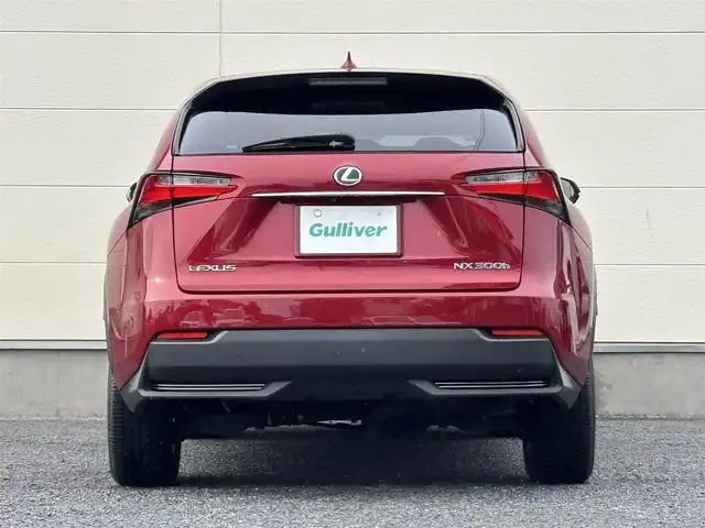 レクサス ＮＸ 300h バージョンL 茨城県 2016(平28)年 7.8万km レッドマイカクリスタルシャイン 純正ナビ/　(AM/FM/フルセグTV/Bluetooth/CD/DVD)/ドライブモードセレクト/パドルシフト/ドライブレコーダー/クルーズコントロール/オートホールド/電動リアゲート/ハンドルヒーター/シートヒーター/本革シート/純正フロアマット/純正アルミホイール/三眼LEDライト/衝突軽減防止装置/ETC/シートベンチレーション/スマートエントリー