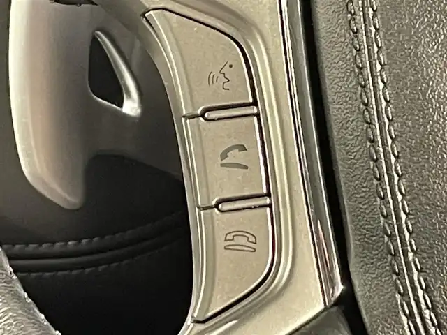 三菱 デリカＤ：５ G パワーパッケージ 愛知県 2022(令4)年 2.6万km アメジストブラック ＢＩＧＸ１１インチナビ/(フルセグTV/CD・DVD再生/SD/ラジオ/USB/Bluetooth/HDMI)/アラウンドビューモニター　/電動サイドステップ　/e-Assist/　　-衝突軽減ブレーキ　/　　-レーダークルーズコントロール/　　-車線逸脱警報/　　-オートマチックハイビーム/　　-誤発進抑制機能/両側電動スライドドア　/シートヒーター　/ＡＣ１００Ｖ　/ビルトインＥＴＣ　/電動バックドア/LEDヘッドライト/LEDフォグランプ/ドライブレコーダー/ステアリングヒーター　/パワーシート/パドルシフト/プッシュスタート/　　-スマートキー