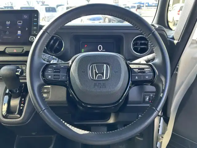 ホンダ Ｎ ＢＯＸ カスタム ターボ 和歌山県 2024(令6)年 1万km プラチナホワイトパール 純正9インチナビ/バックカメラ/フルセグTV/衝突軽減ブレーキ/前後コーナーセンサー/レーダークルコン/オートライト/シートヒーター/両側パワスラ/電動パーキング/オートホールド/ステリモ/LEDヘッドライト/パドルシフト/ハーフレザーシート/後席サンシェード