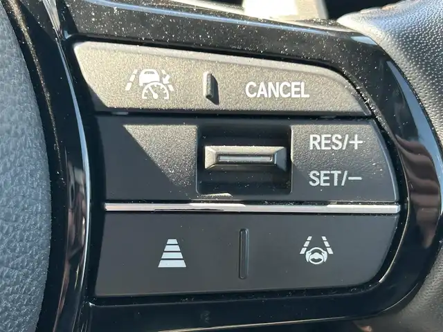 ホンダ Ｎ ＢＯＸ カスタム ターボ 和歌山県 2024(令6)年 1万km プラチナホワイトパール 純正9インチナビ/バックカメラ/フルセグTV/衝突軽減ブレーキ/前後コーナーセンサー/レーダークルコン/オートライト/シートヒーター/両側パワスラ/電動パーキング/オートホールド/ステリモ/LEDヘッドライト/パドルシフト/ハーフレザーシート/後席サンシェード