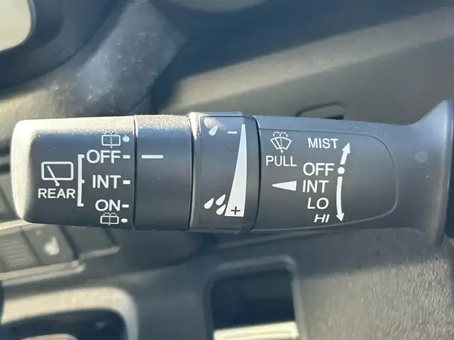 ホンダ Ｎ ＢＯＸ カスタム ターボ 和歌山県 2024(令6)年 1万km プラチナホワイトパール 純正9インチナビ/バックカメラ/フルセグTV/衝突軽減ブレーキ/前後コーナーセンサー/レーダークルコン/オートライト/シートヒーター/両側パワスラ/電動パーキング/オートホールド/ステリモ/LEDヘッドライト/パドルシフト/ハーフレザーシート/後席サンシェード