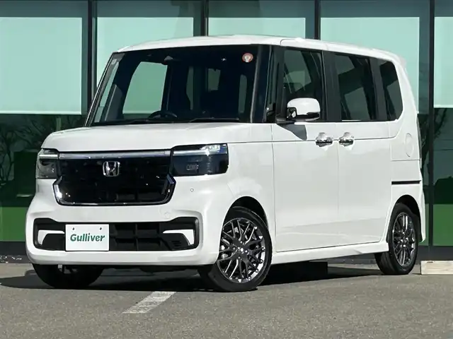 ホンダ Ｎ ＢＯＸ カスタム ターボ 和歌山県 2024(令6)年 1万km プラチナホワイトパール 純正9インチナビ/バックカメラ/フルセグTV/衝突軽減ブレーキ/前後コーナーセンサー/レーダークルコン/オートライト/シートヒーター/両側パワスラ/電動パーキング/オートホールド/ステリモ/LEDヘッドライト/パドルシフト/ハーフレザーシート/後席サンシェード
