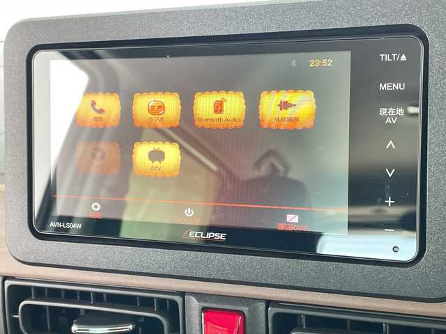 ダイハツ ムーヴ キャンバス セオリー G 愛知県 2023(令5)年 1.6万km パールホワイトⅢ スマートアシストIII/SDナビ　SDカードなし/ホットカップホルダー/シートヒーター/LEDヘッドライト/両側パワースライドドア/オートマチックハイビーム/レーンキープアシスト/衝突軽減システム/フルセグ/CD DVD/Bluetooth/ステアリングスイッチ/スマートキー/プッシュスタート