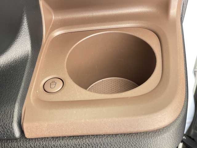 ダイハツ ムーヴ キャンバス セオリー G 愛知県 2023(令5)年 1.6万km パールホワイトⅢ スマートアシストIII/SDナビ　SDカードなし/ホットカップホルダー/シートヒーター/LEDヘッドライト/両側パワースライドドア/オートマチックハイビーム/レーンキープアシスト/衝突軽減システム/フルセグ/CD DVD/Bluetooth/ステアリングスイッチ/スマートキー/プッシュスタート