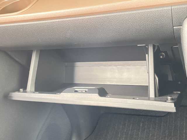 ダイハツ ムーヴ キャンバス セオリー G 愛知県 2023(令5)年 1.6万km パールホワイトⅢ スマートアシストIII/SDナビ　SDカードなし/ホットカップホルダー/シートヒーター/LEDヘッドライト/両側パワースライドドア/オートマチックハイビーム/レーンキープアシスト/衝突軽減システム/フルセグ/CD DVD/Bluetooth/ステアリングスイッチ/スマートキー/プッシュスタート