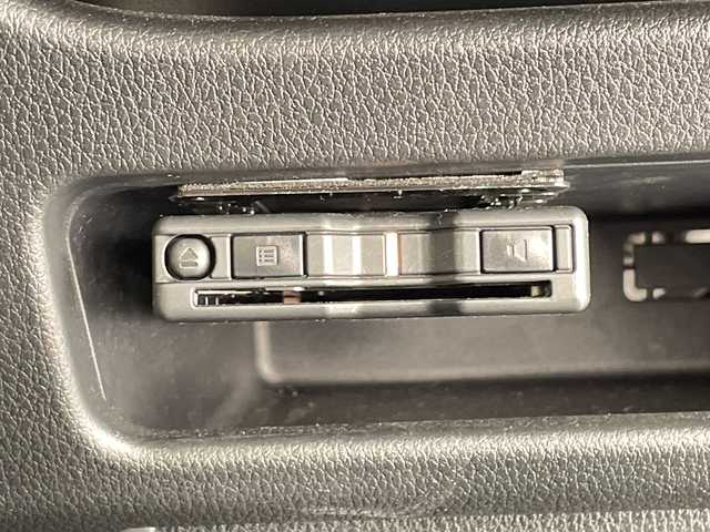 ダイハツ ムーヴ キャンバス セオリー G 愛知県 2023(令5)年 1.6万km パールホワイトⅢ スマートアシストIII/SDナビ　SDカードなし/ホットカップホルダー/シートヒーター/LEDヘッドライト/両側パワースライドドア/オートマチックハイビーム/レーンキープアシスト/衝突軽減システム/フルセグ/CD DVD/Bluetooth/ステアリングスイッチ/スマートキー/プッシュスタート